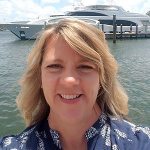 Meet your Posher, Casey